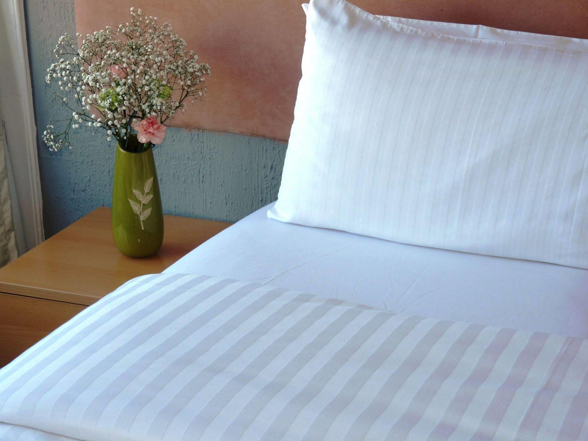 Aaran House Hotel เวย์มัธ ภายนอก รูปภาพ